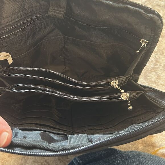 Baggalini Black Crossbody /belt bag/sling Bag with Adjustable Strap - Picture 4 of 7